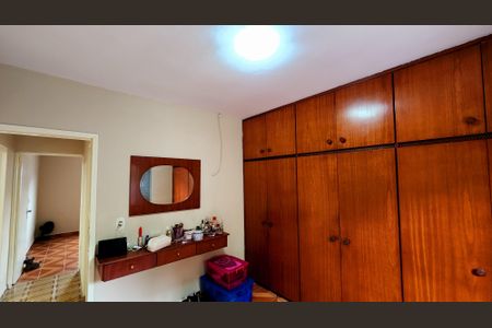 Casa à venda com 175m², 2 quartos e 2 vagas Casa à venda com 175m², 2 quartos e 2 vagasQuarto 1