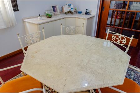 Apartamento para alugar com 380m², 3 quartos e 2 vagas Apartamento para alugar com 380m², 3 quartos e 2 vagasSala Jantar