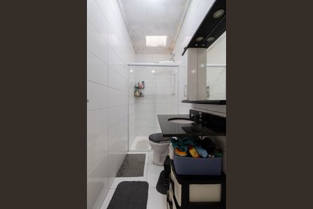 Casa à venda com 90m², 2 quartos e 2 vagas Casa à venda com 90m², 2 quartos e 2 vagasBanheiro