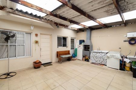 Casa à venda com 90m², 2 quartos e 2 vagas Casa à venda com 90m², 2 quartos e 2 vagasÁrea de Serviço