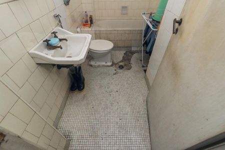 Studio à venda com 31m², 1 quarto e sem vaga Studio à venda com 31m², 1 quarto e sem vagaBanheiro