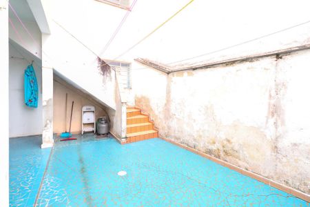 Casa à venda com 183m², 2 quartos e 5 vagas Casa à venda com 183m², 2 quartos e 5 vagasQuintal e Área de Serviço 2