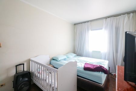 Casa à venda com 183m², 2 quartos e 5 vagas Casa à venda com 183m², 2 quartos e 5 vagasQuarto 2