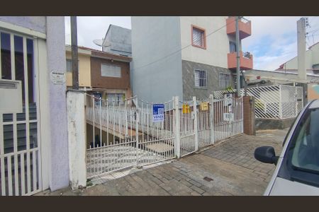 Casa à venda com 183m², 2 quartos e 5 vagas Casa à venda com 183m², 2 quartos e 5 vagasFachada