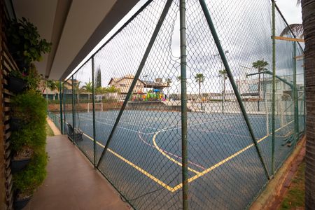 Casa de condomínio à venda com 268m², 3 quartos e 4 vagas Casa de condomínio à venda com 268m², 3 quartos e 4 vagasÁrea comum - Quadra