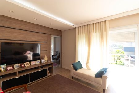 Casa de condomínio à venda com 268m², 3 quartos e 4 vagas Casa de condomínio à venda com 268m², 3 quartos e 4 vagasSala de TV