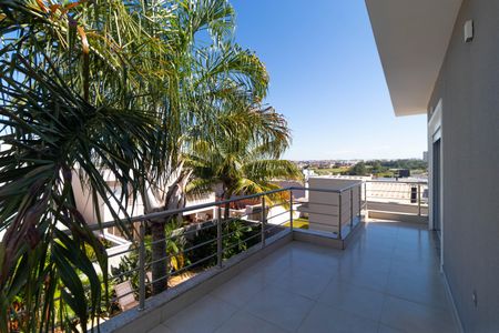 Casa de condomínio à venda com 268m², 3 quartos e 4 vagas Casa de condomínio à venda com 268m², 3 quartos e 4 vagasSacada da Suíte 03