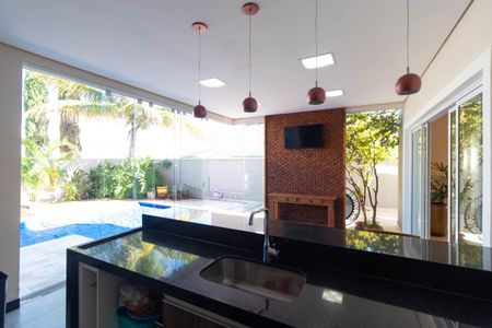 Casa de condomínio à venda com 268m², 3 quartos e 4 vagas Casa de condomínio à venda com 268m², 3 quartos e 4 vagasÁrea comum Churrasqueira