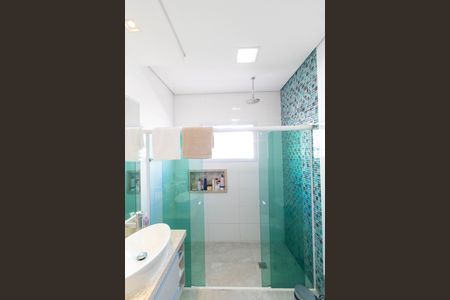 Casa de condomínio à venda com 268m², 3 quartos e 4 vagas Casa de condomínio à venda com 268m², 3 quartos e 4 vagasBanheiro da Suíte 03