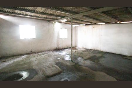 Casa à venda com 180m², 4 quartos e 1 vaga Casa à venda com 180m², 4 quartos e 1 vagaÁrea de Serviço