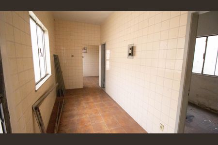 Casa à venda com 180m², 4 quartos e 1 vaga Casa à venda com 180m², 4 quartos e 1 vagaSala