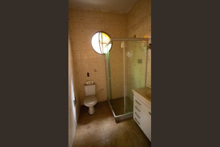 Casa à venda com 180m², 4 quartos e 1 vaga Casa à venda com 180m², 4 quartos e 1 vagaBanheiro