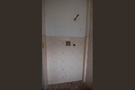 Casa à venda com 180m², 4 quartos e 1 vaga Casa à venda com 180m², 4 quartos e 1 vagaBanheiro de Serviço