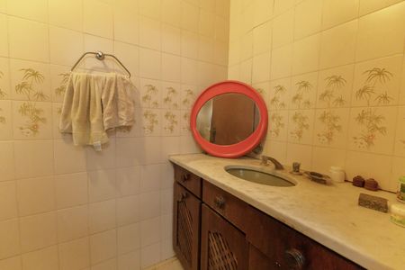 Casa para alugar com 500m², 7 quartos e 2 vagas Casa para alugar com 500m², 7 quartos e 2 vagasBanheiro da Suíte 7