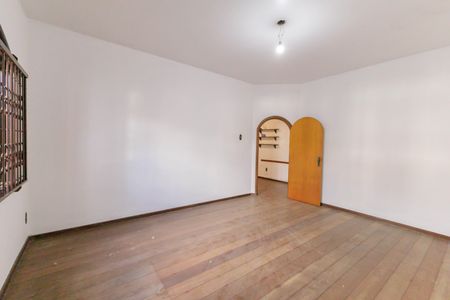 Casa para alugar com 500m², 7 quartos e 2 vagas Casa para alugar com 500m², 7 quartos e 2 vagasSala 4