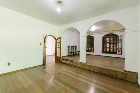 Casa para alugar com 500m², 7 quartos e 2 vagas Casa para alugar com 500m², 7 quartos e 2 vagasSala 3