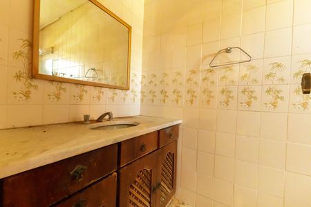 Casa para alugar com 500m², 7 quartos e 2 vagas Casa para alugar com 500m², 7 quartos e 2 vagasBanheiro da Suíte 6