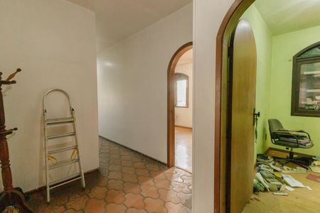 Casa para alugar com 500m², 7 quartos e 2 vagas Casa para alugar com 500m², 7 quartos e 2 vagasCorredor