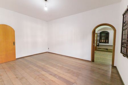 Casa para alugar com 500m², 7 quartos e 2 vagas Casa para alugar com 500m², 7 quartos e 2 vagasSala 4