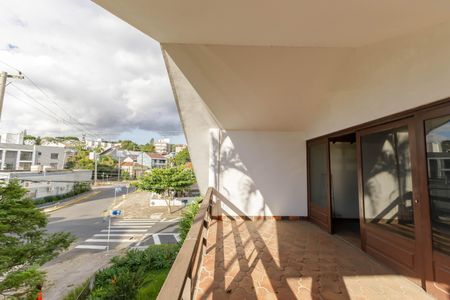 Casa para alugar com 500m², 7 quartos e 2 vagas Casa para alugar com 500m², 7 quartos e 2 vagasSacada