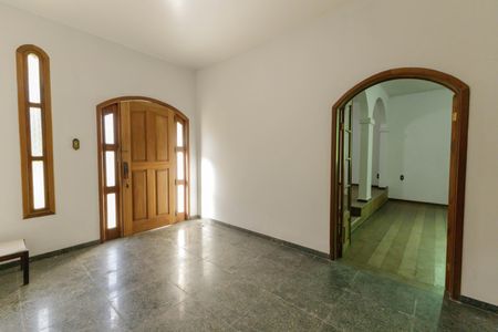 Casa para alugar com 500m², 7 quartos e 2 vagas Casa para alugar com 500m², 7 quartos e 2 vagasSala 1