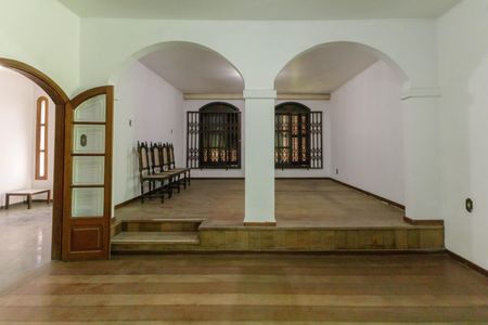 Casa para alugar com 500m², 7 quartos e 2 vagas Casa para alugar com 500m², 7 quartos e 2 vagasSala 2