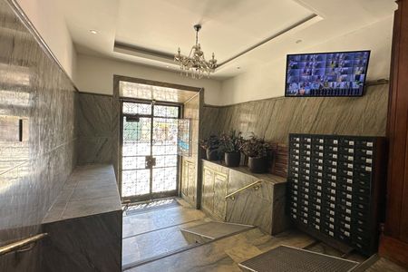 Apartamento à venda com 54m², 1 quarto e sem vaga Apartamento à venda com 54m², 1 quarto e sem vagaEntrada