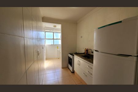 Apartamento para alugar com 60m², 2 quartos e 1 vaga Apartamento para alugar com 60m², 2 quartos e 1 vagaCozinha e Área de Serviço