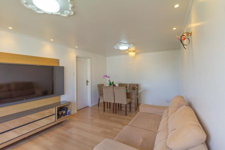 Apartamento à venda com 107m², 3 quartos e 1 vaga Apartamento à venda com 107m², 3 quartos e 1 vagaSala