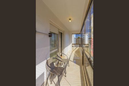 Apartamento à venda com 107m², 3 quartos e 1 vaga Apartamento à venda com 107m², 3 quartos e 1 vagaVaranda da Suíte