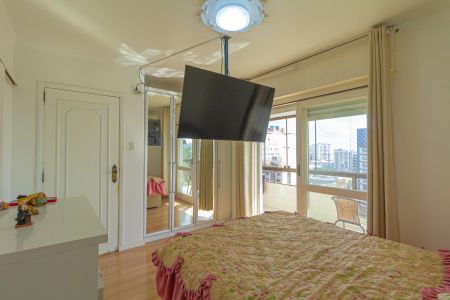 Apartamento à venda com 107m², 3 quartos e 1 vaga Apartamento à venda com 107m², 3 quartos e 1 vagaSuíte