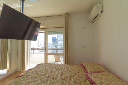 Apartamento à venda com 107m², 3 quartos e 1 vaga Apartamento à venda com 107m², 3 quartos e 1 vagaSuíte