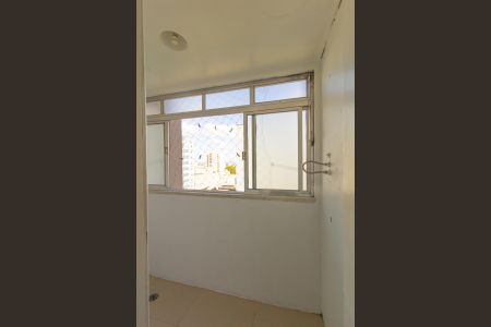 Apartamento à venda com 107m², 3 quartos e 1 vaga Apartamento à venda com 107m², 3 quartos e 1 vagaÁrea de Serviço