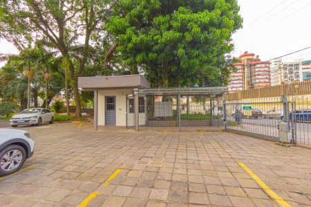 Apartamento à venda com 107m², 3 quartos e 1 vaga Apartamento à venda com 107m², 3 quartos e 1 vagaÁrea comum/Portaria