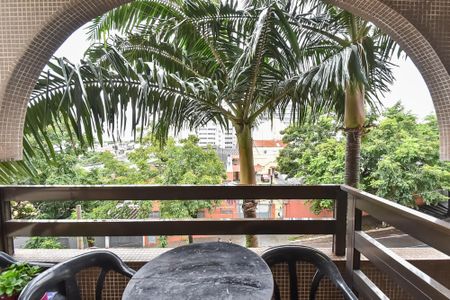 Apartamento para alugar com 90m², 3 quartos e 2 vagas Apartamento para alugar com 90m², 3 quartos e 2 vagasVaranda