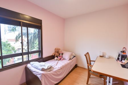 Apartamento para alugar com 90m², 3 quartos e 2 vagas Apartamento para alugar com 90m², 3 quartos e 2 vagasQuarto