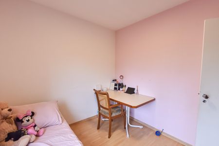 Apartamento para alugar com 90m², 3 quartos e 2 vagas Apartamento para alugar com 90m², 3 quartos e 2 vagasQuarto