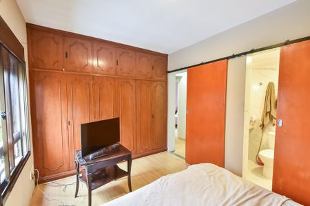 Apartamento para alugar com 90m², 3 quartos e 2 vagas Apartamento para alugar com 90m², 3 quartos e 2 vagasSuíte