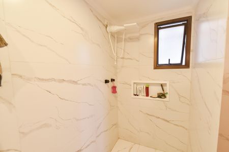 Apartamento para alugar com 90m², 3 quartos e 2 vagas Apartamento para alugar com 90m², 3 quartos e 2 vagasBanheiro da suíte