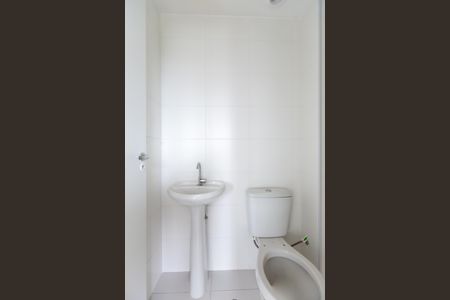 Apartamento para alugar com 32m², 2 quartos e sem vaga Apartamento para alugar com 32m², 2 quartos e sem vagaBanheiro