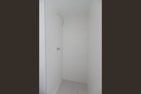 Apartamento para alugar com 32m², 2 quartos e sem vaga Apartamento para alugar com 32m², 2 quartos e sem vagaBanheiro