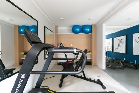 Apartamento para alugar com 32m², 2 quartos e sem vaga Apartamento para alugar com 32m², 2 quartos e sem vagaÁrea comum - Academia