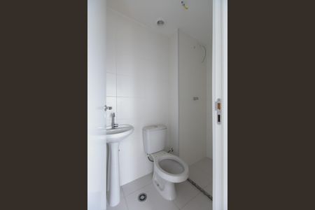 Apartamento para alugar com 32m², 2 quartos e sem vaga Apartamento para alugar com 32m², 2 quartos e sem vagaBanheiro