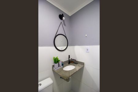 Apartamento para alugar com 57m², 2 quartos e 1 vaga Apartamento para alugar com 57m², 2 quartos e 1 vagaBanheiro da Suíte