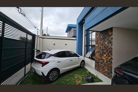 Casa à venda com 99m², 3 quartos e 2 vagas Casa à venda com 99m², 3 quartos e 2 vagasGaragem