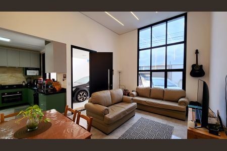 Casa à venda com 99m², 3 quartos e 2 vagas Casa à venda com 99m², 3 quartos e 2 vagasSala