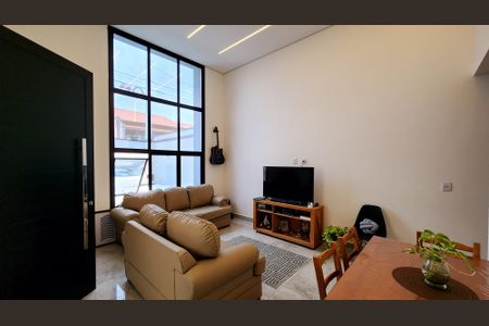 Casa à venda com 99m², 3 quartos e 2 vagas Casa à venda com 99m², 3 quartos e 2 vagasSala