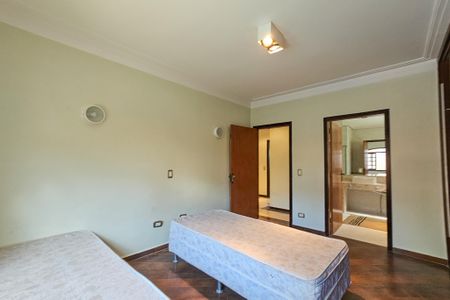 Casa para alugar com 300m², 3 quartos e 5 vagas Casa para alugar com 300m², 3 quartos e 5 vagasSuite 1