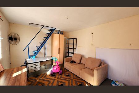 Casa à venda com 280m², 3 quartos e 2 vagas Casa à venda com 280m², 3 quartos e 2 vagasSala 2