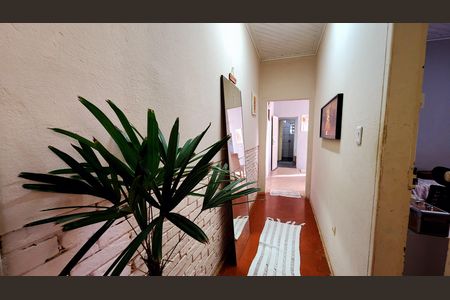 Casa à venda com 280m², 3 quartos e 2 vagas Casa à venda com 280m², 3 quartos e 2 vagasCorredor